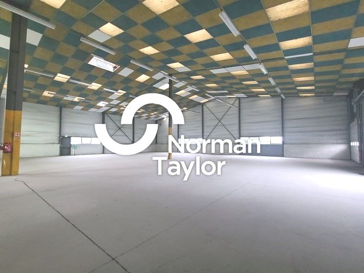 Location local d''activites 630 m² non divisibles
