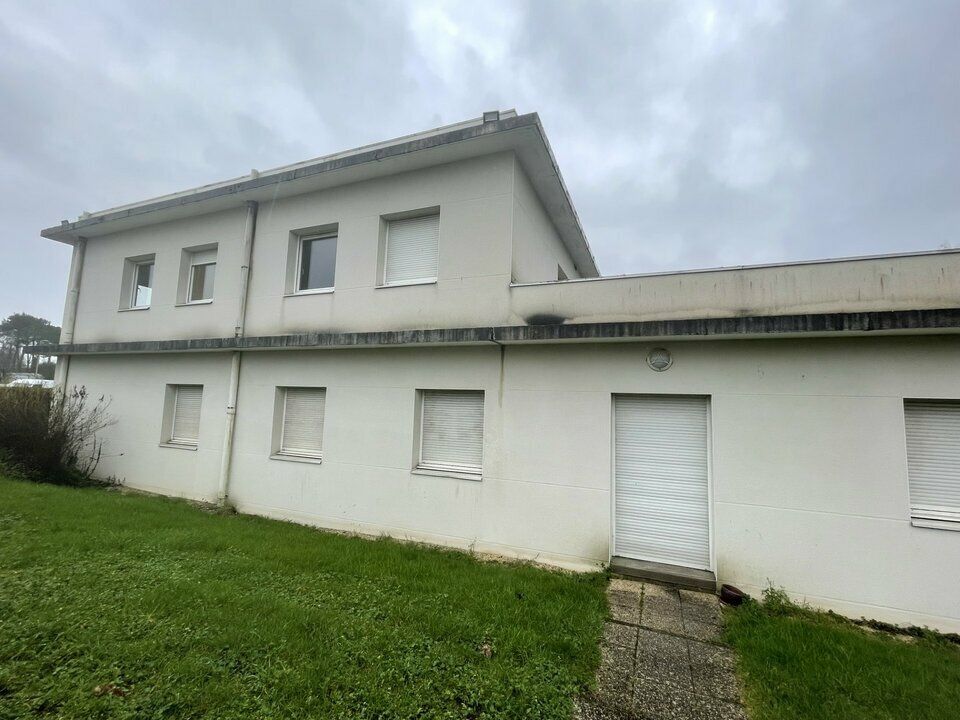 A LOUER - VANNES - BUREAUX 