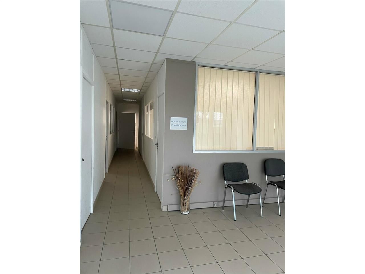 A LOUER - BUREAUX - VANNES