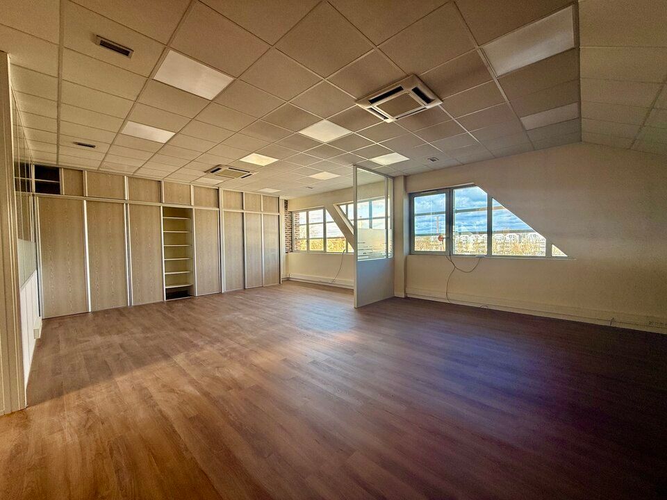 Location bureaux 202 m² non divisibles