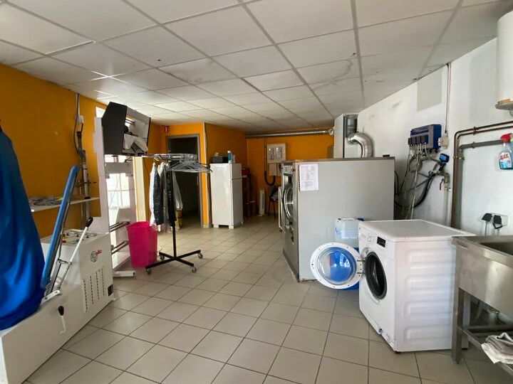 Location local commercial 88 m² non divisibles