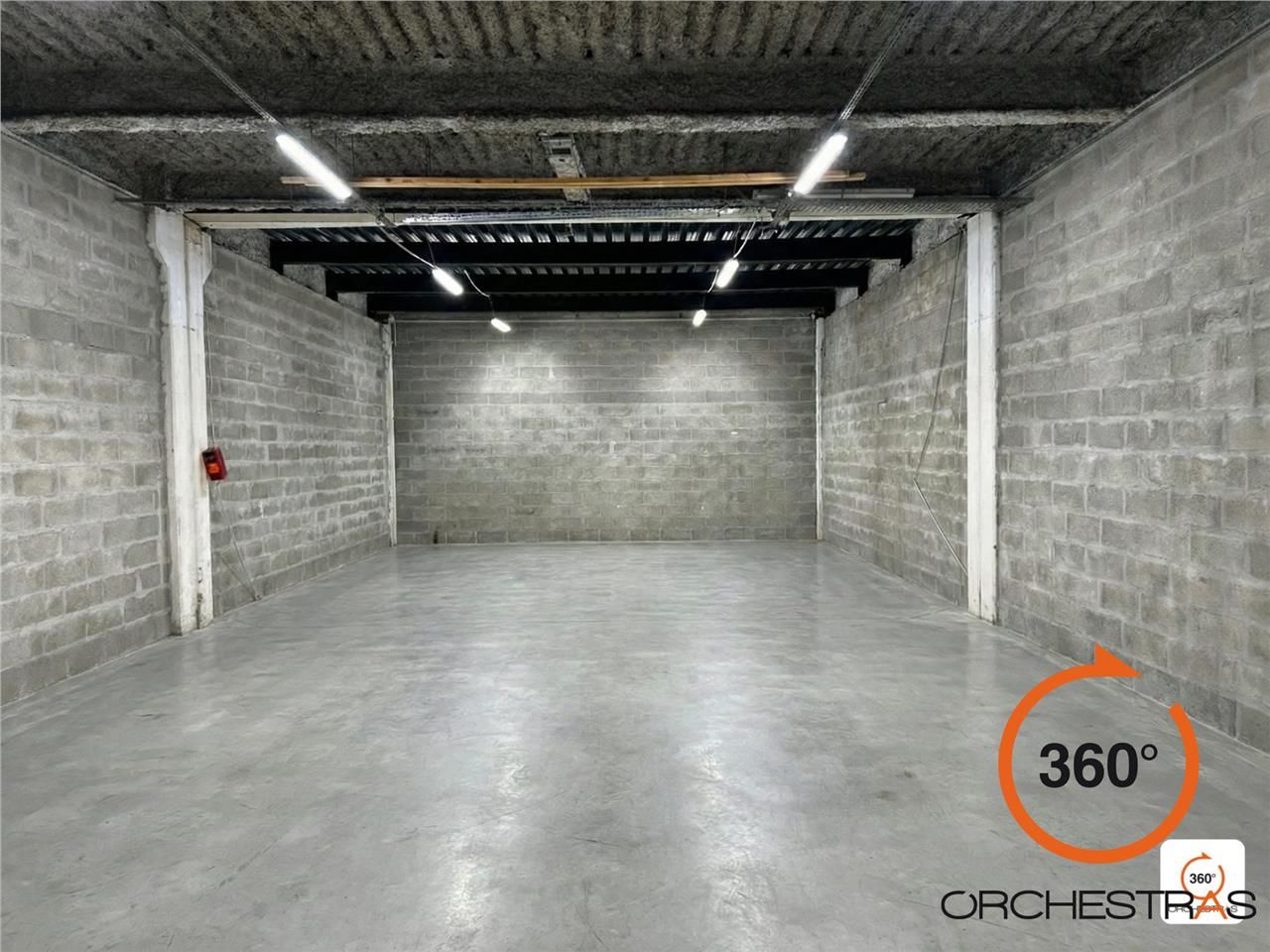 Location local d''activités 200 m² à Villiers-sur-Marne