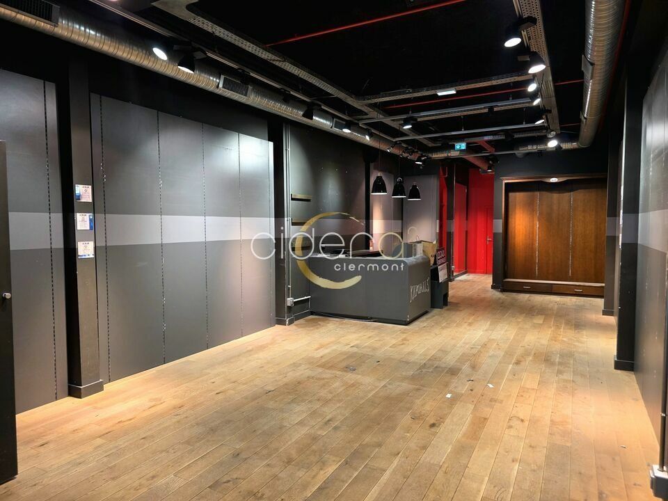 A LOUER LOCAL COMMERCIAL DANS GALERIE MARCHANDE AUBIERE (63170)