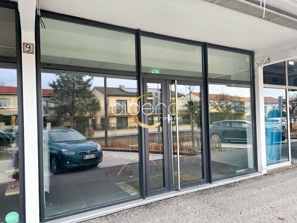 Location local commercial 40 m² non divisibles