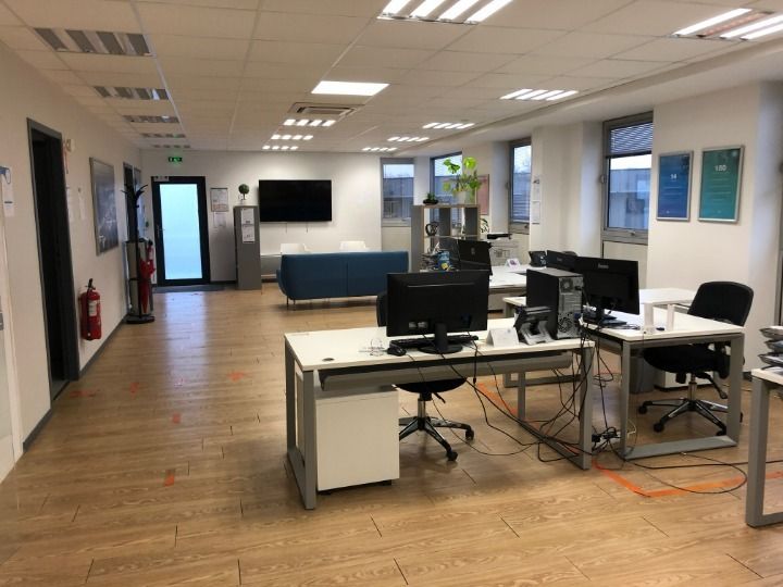 Bureaux d'environ 150 m² à louer à proximité de Tours et de l'A10