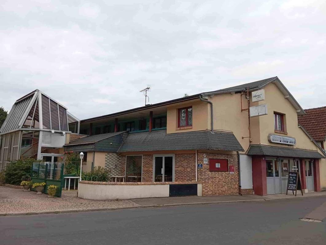 Vente entrepôts 1400 m² non divisibles