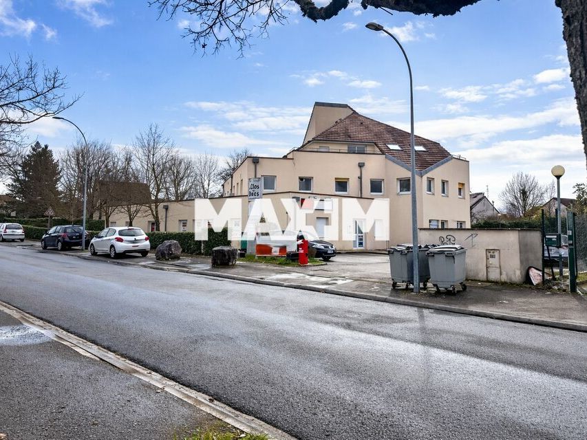 Location bureaux 173.95 m² non divisibles