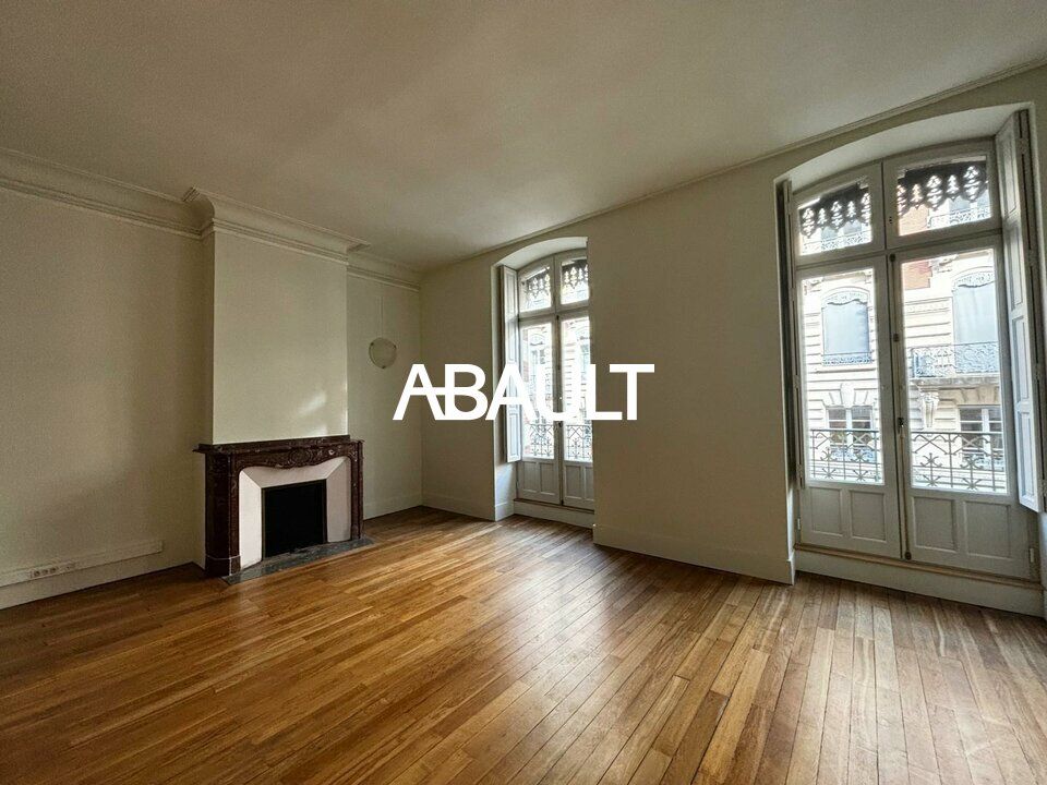 Location bureaux 140 m² non divisibles