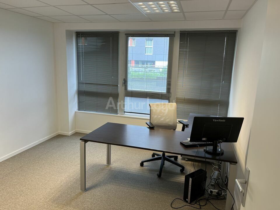 Vente bureaux 228 m² non divisibles