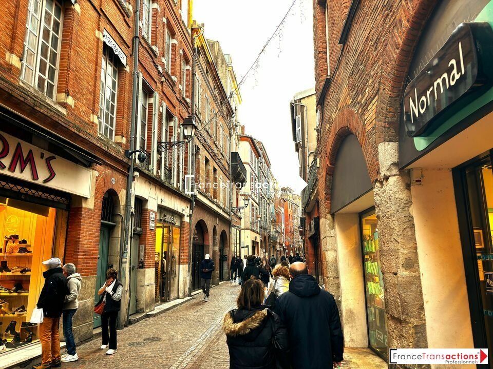 Location local commercial 115 m² non divisibles