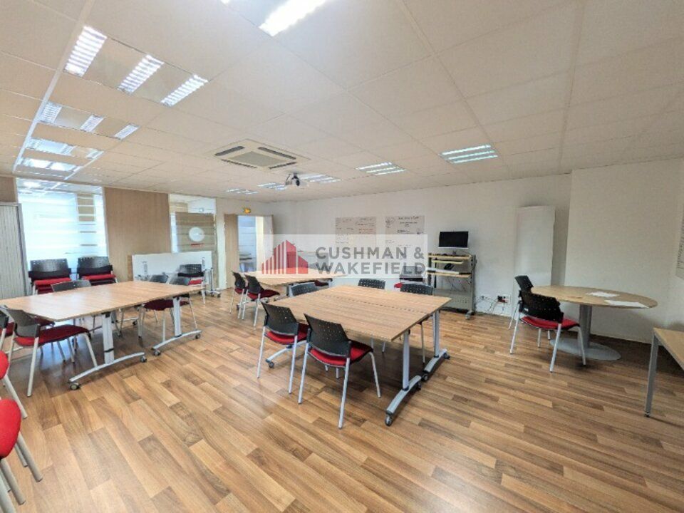 Vente bureaux 1084 m² divisibles à partir de 337 m²