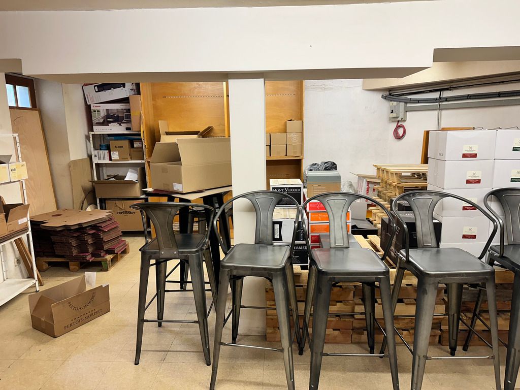 Location local 57 m² à BOURG EN BRESSE