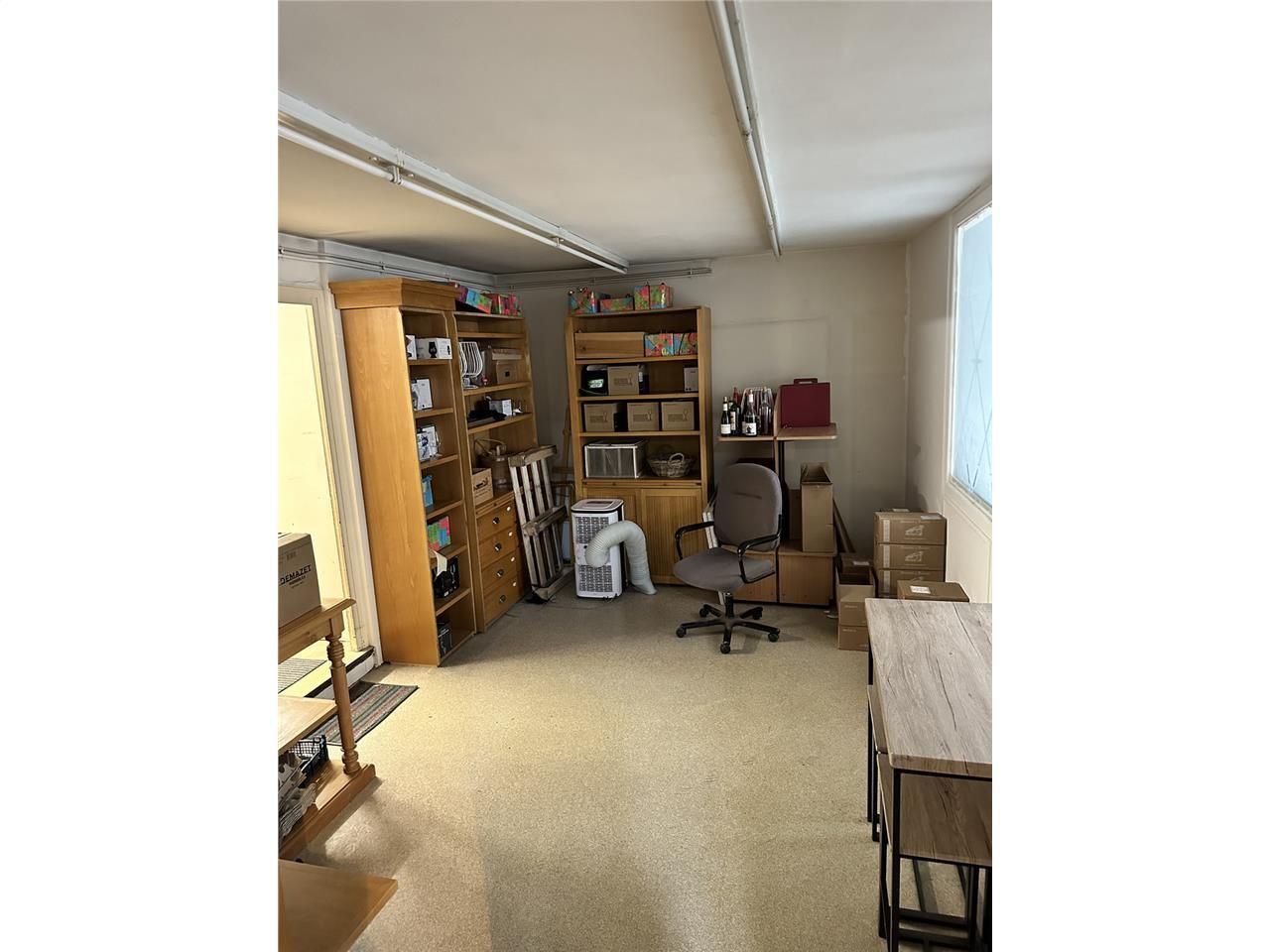 EMPLACEMENT N°1 COEUR DE VILLE QUARTIER TRÈS ANIMÉ