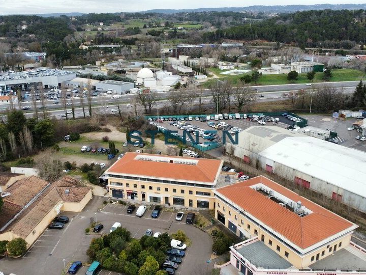 LOCATION-BUREAUX-AIX-EN-PROVENCE-105M²