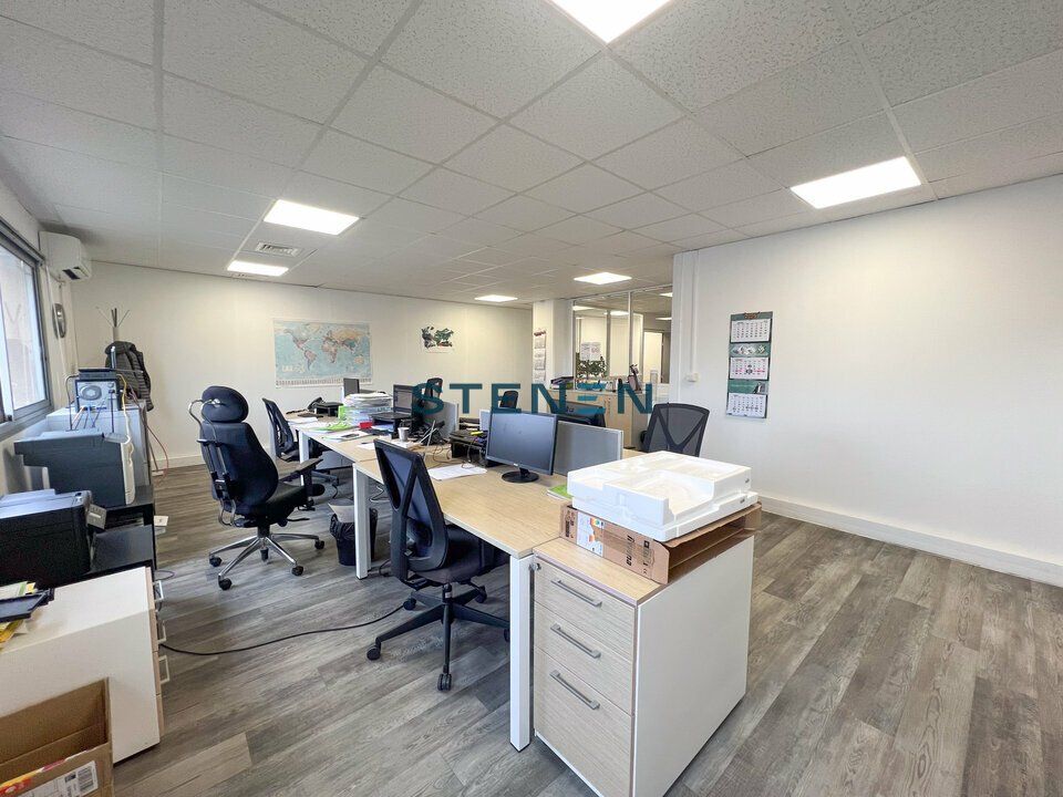 LOCATION-BUREAUX-VITROLLES-101M²