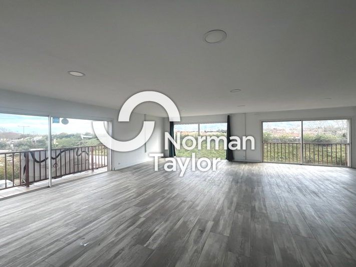 Location bureaux 100 m² non divisibles