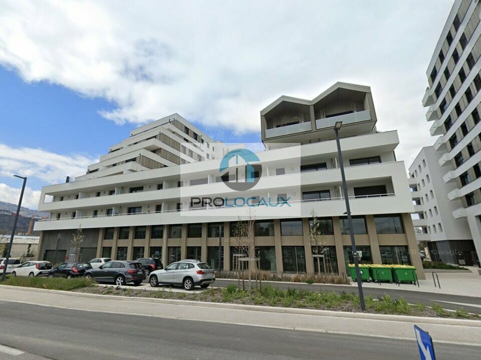 Vente local commercial 74.81 m² non divisibles