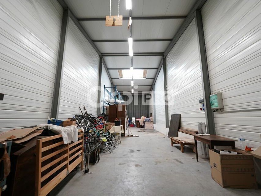 Location entrepot 100 m² non divisibles