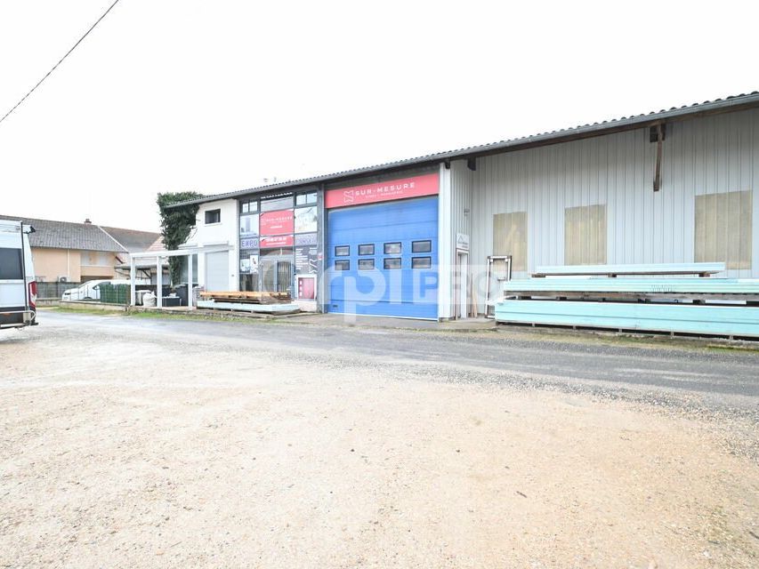 Vente local d''activites 625 m² non divisibles