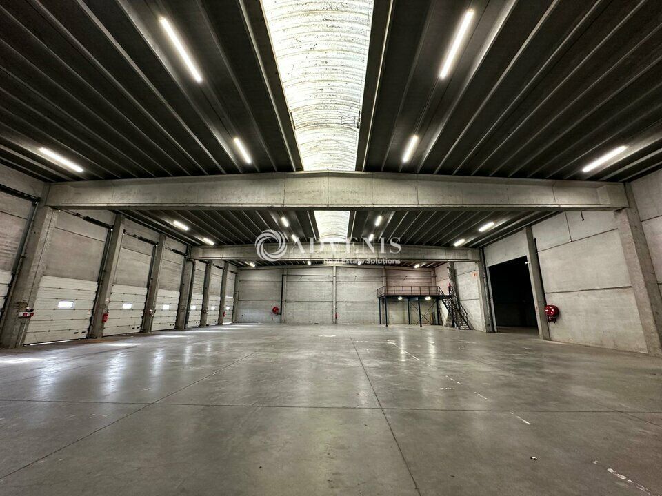 Plateforme logistique prime – CIT de Roncq – 2 500 m² – 17 quais