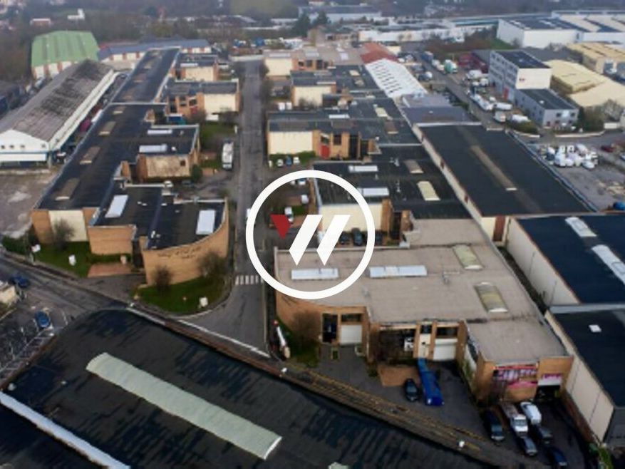 Location local d''activites 247 m² non divisibles