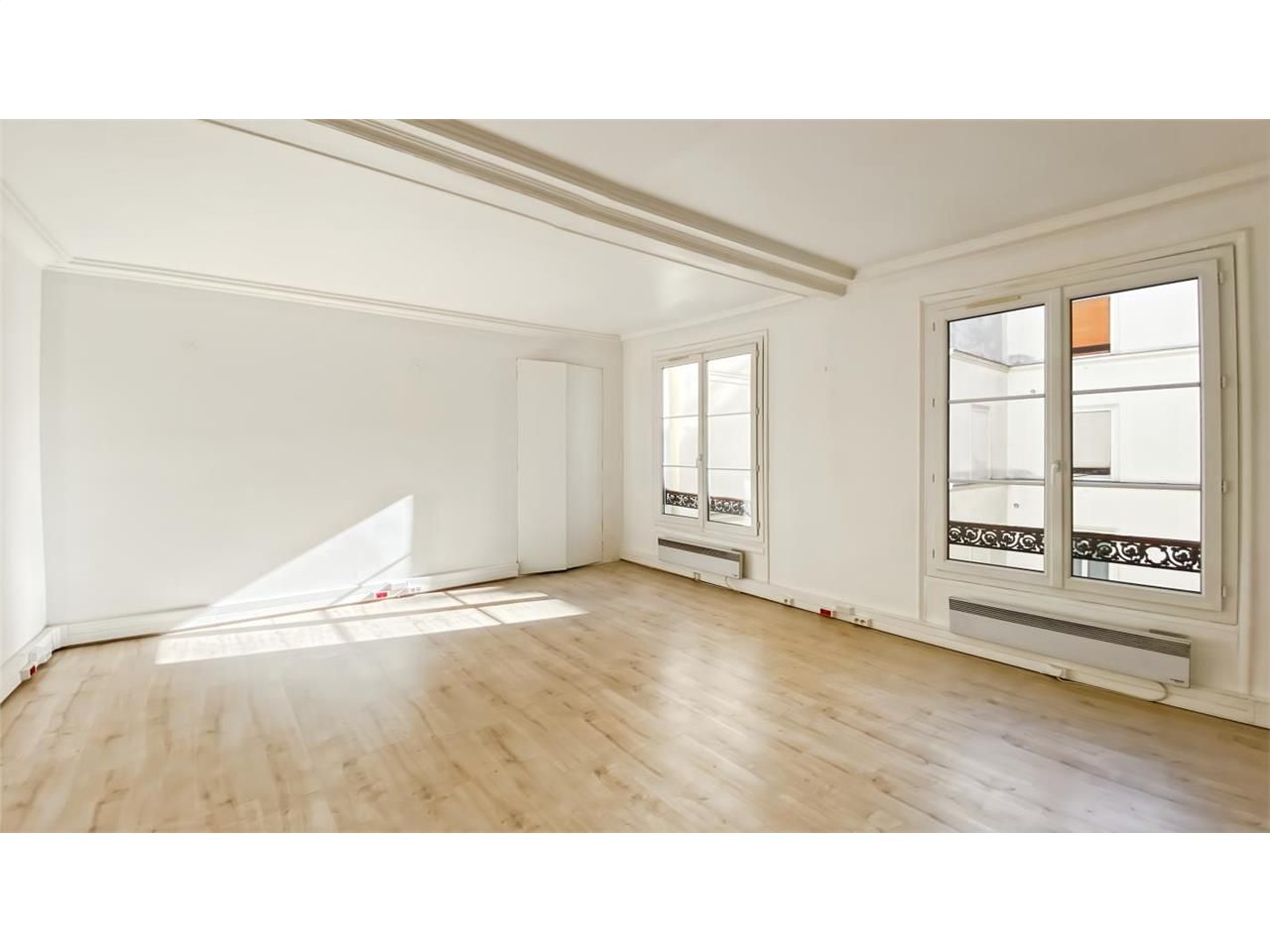 Location bureaux 138 m² non divisibles