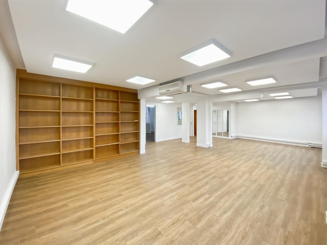 Location bureaux 99 m² non divisibles