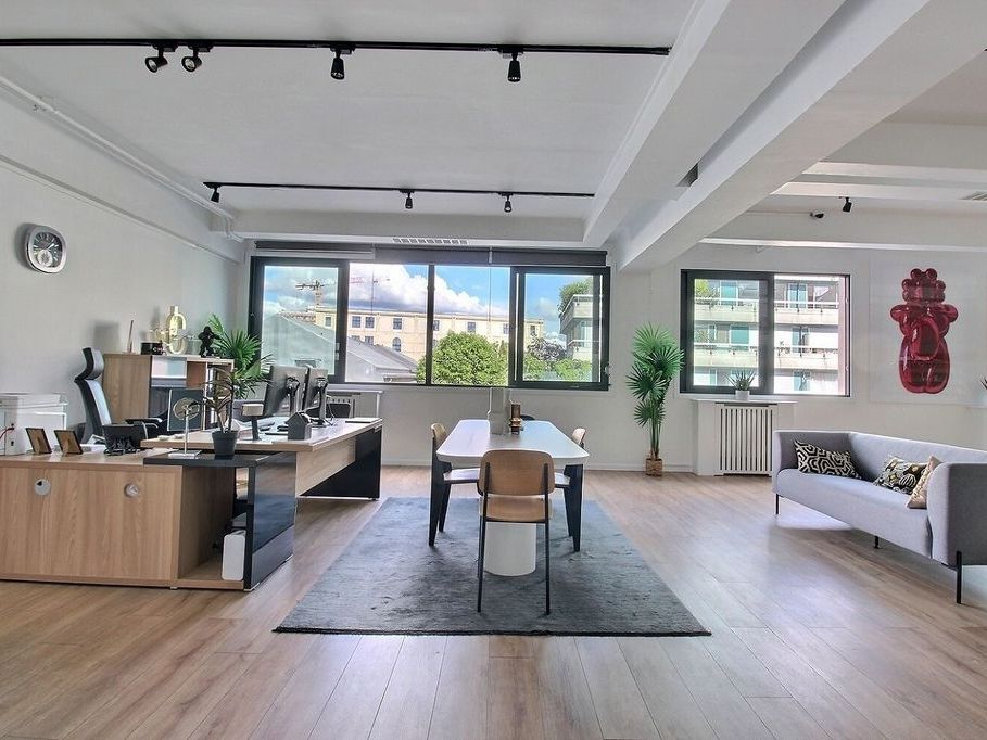 Vente bureaux 115 m² non divisibles