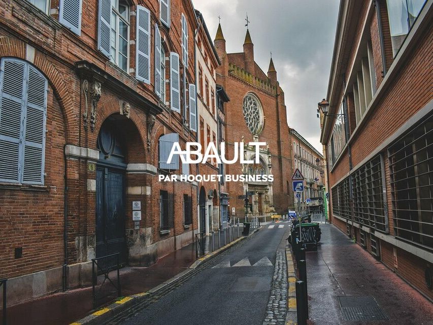 A LOUR LOCAL COMMERCIAL ¨POUR DE LA RESTAURATION CENTRE VILLE DE TOULOUSE