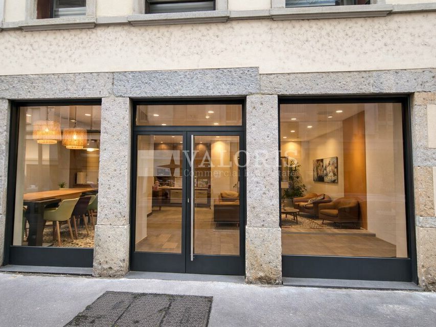 Location local commercial 79 m² non divisibles