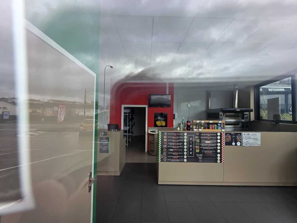 PIZZERIA DANS ZONE COMMERCIALE AU PASSAGE D'AGEN
