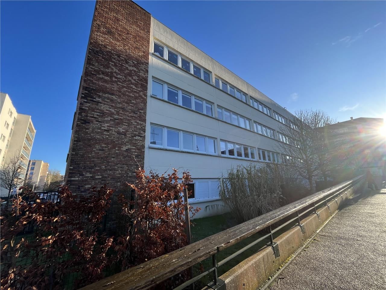 Location bureaux 57 m² à Maurepas