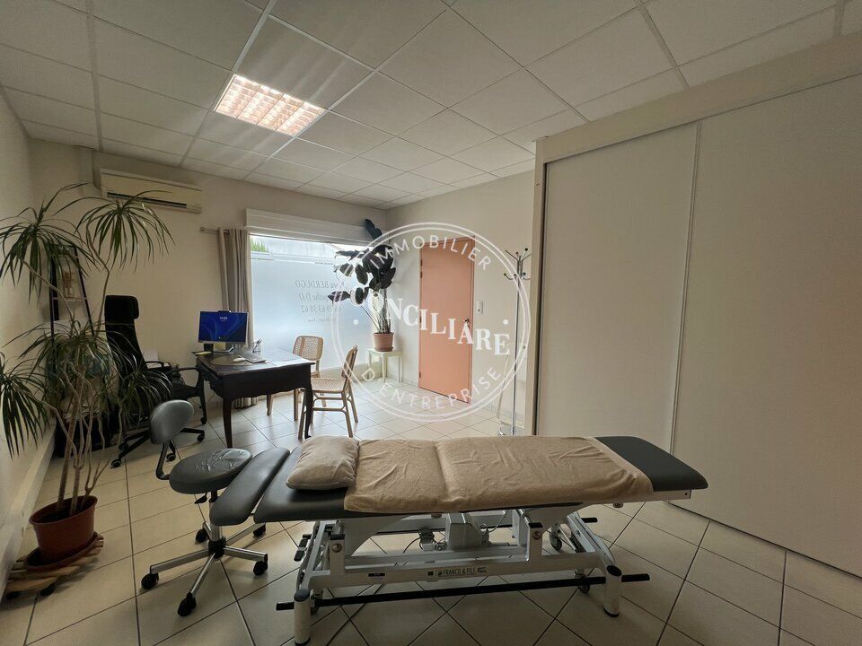 Vente local commercial 65 m² non divisibles