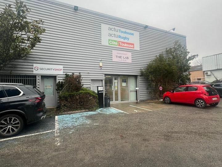 Location bureaux 135 m² divisibles à partir de 80 m²