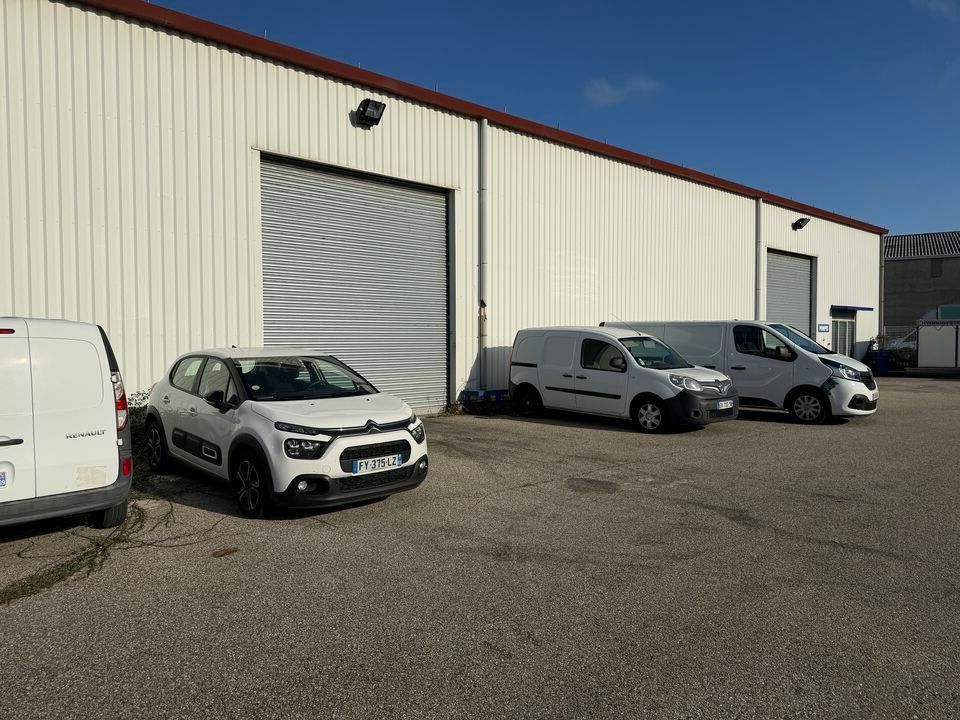 Locaux à Louer - Visibilité Commerciale - Romans sur Isère