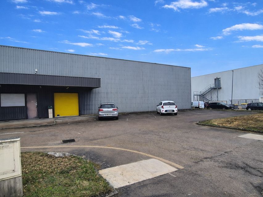LOCAL D'ACTIVITE 974 m² - SENNECEY LES DIJON - A VENDRE