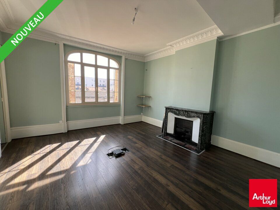 Location bureaux 77 m² non divisibles