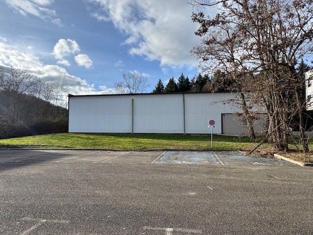 565 m² dispo à La fouillouse