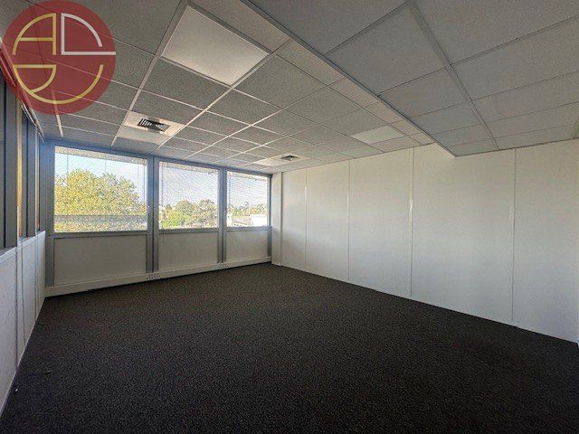 Location local commercial 203 m² à COLOMIERS