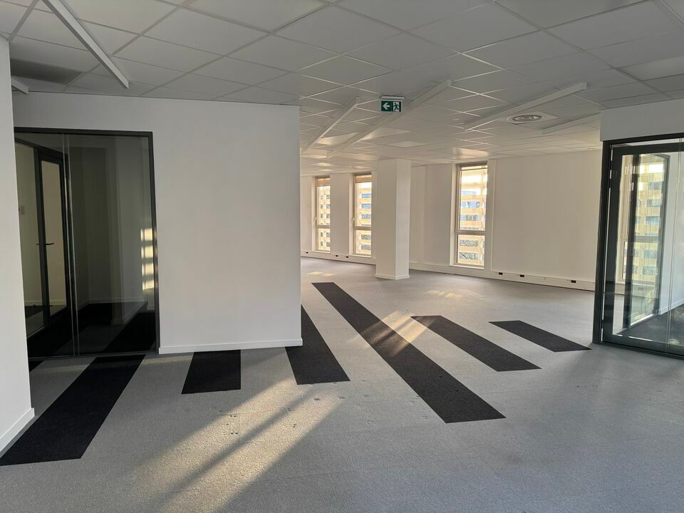 Location bureaux 227.67 m² non divisibles