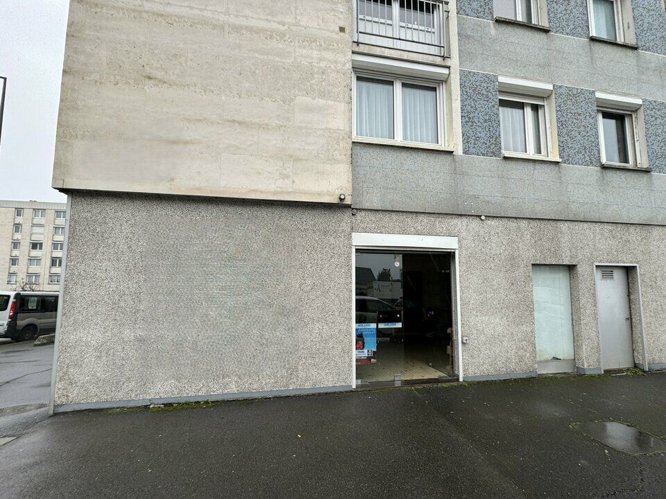 Location local commercial 70 m² non divisibles