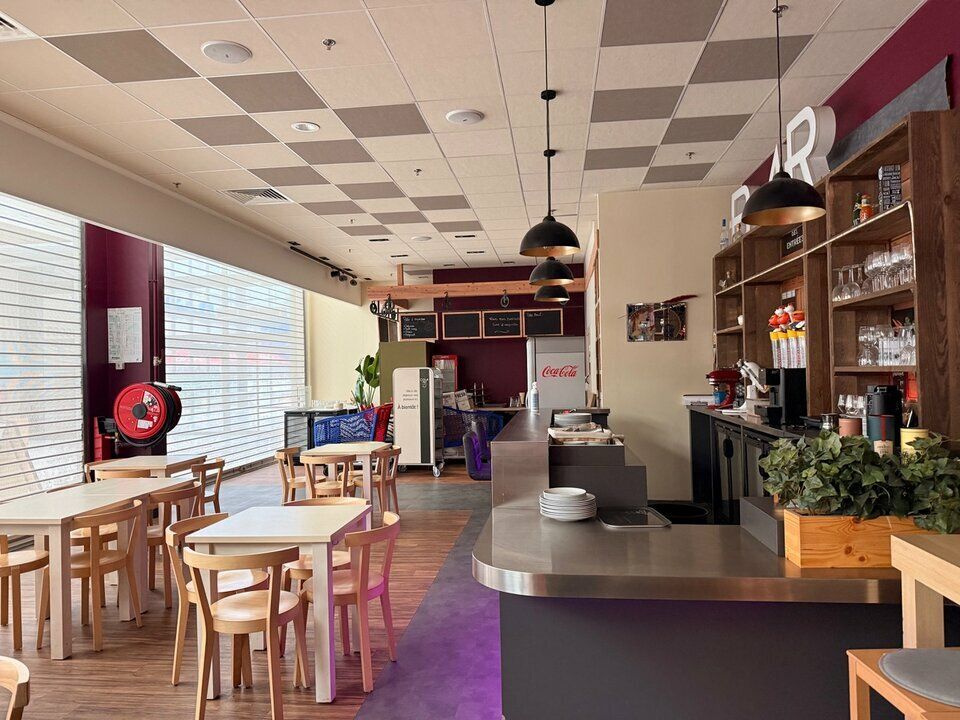 Location local commercial 116 m² non divisibles