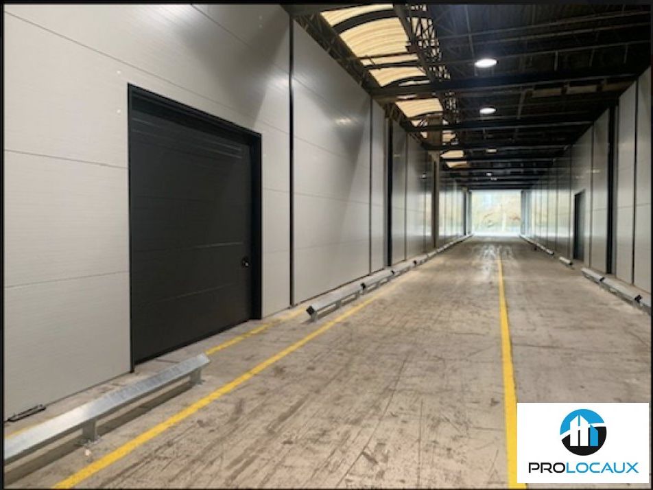 Location local d''activites 330 m² non divisibles