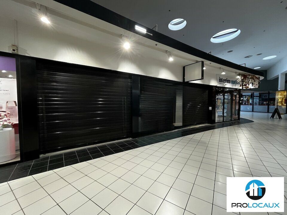 Location local commercial 252 m² non divisibles