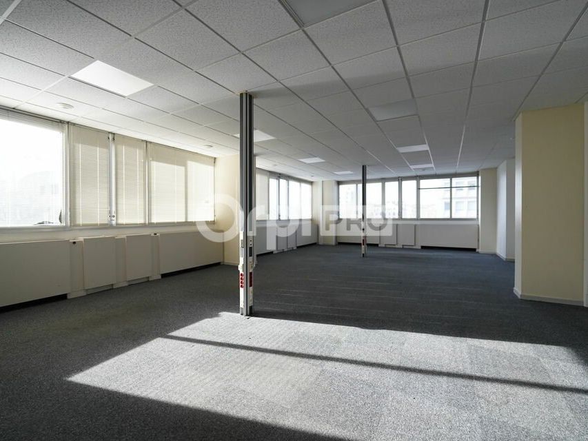 Location bureaux 386 m² non divisibles