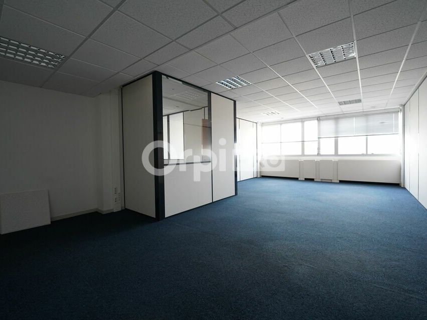 Location bureaux 833 m² non divisibles