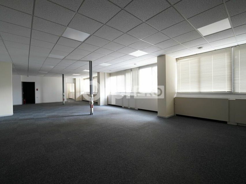 Location bureaux 627 m² non divisibles