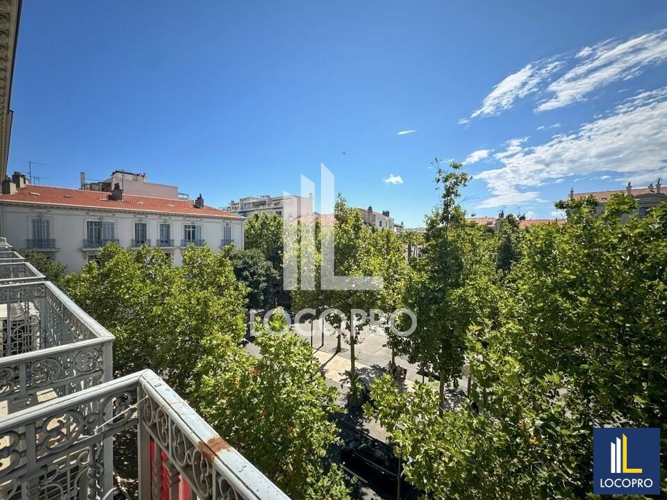 Location bureaux 132.75 m² non divisibles