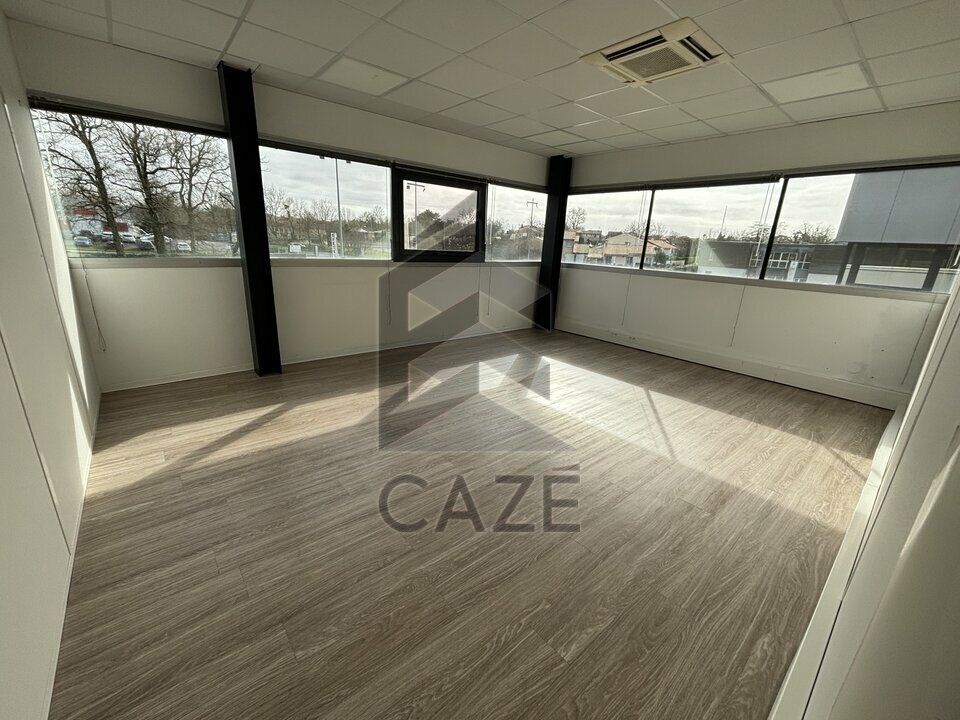 Location bureaux 150 m² non divisibles
