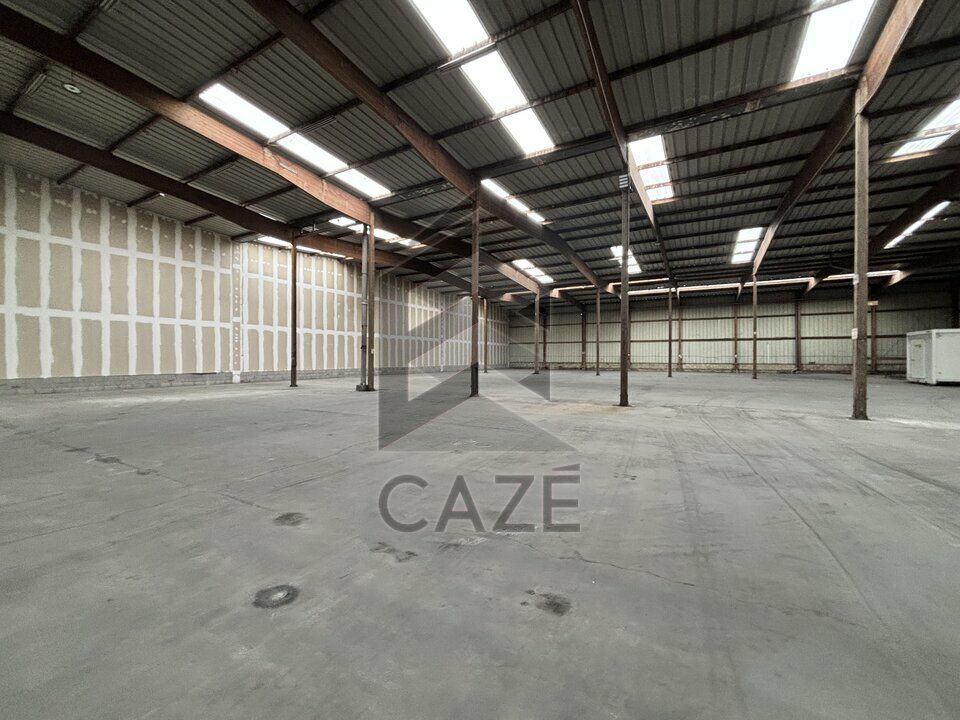 Location local d''activites 6300 m² non divisibles